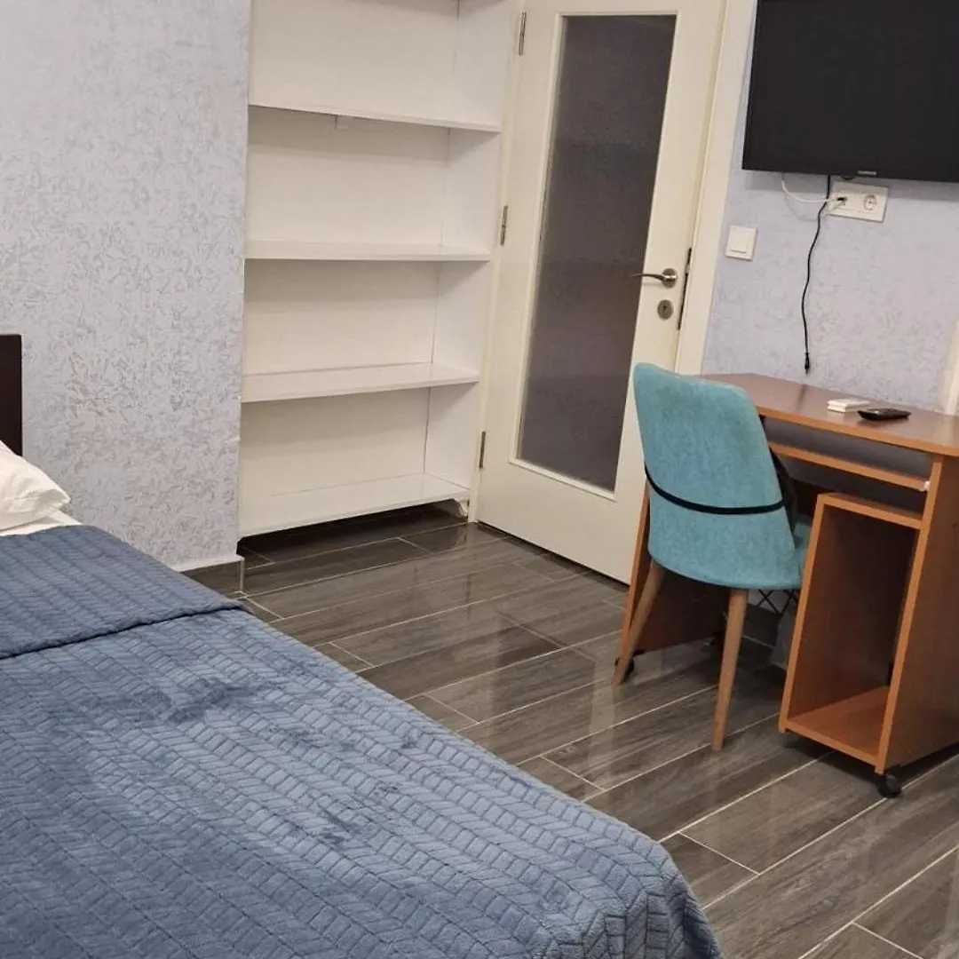 ゲストハウス Antalyanin Kalbinde Terasli Odalar
